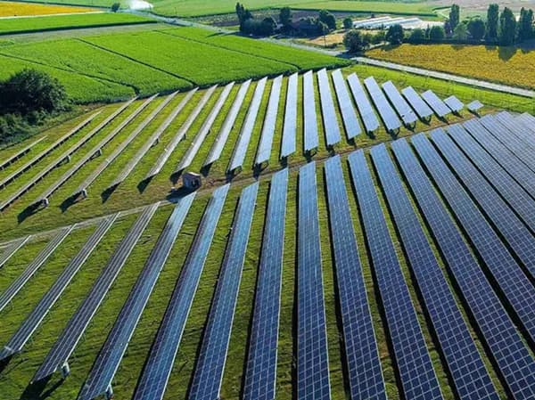 Farmy fotowoltaiczne 1 MW - koszty, zyski i opłacalność inwestycji