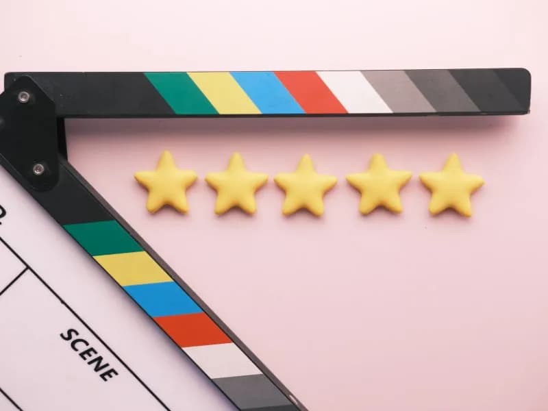 Jak napisać opis filmu: kluczowe elementy i wskazówki