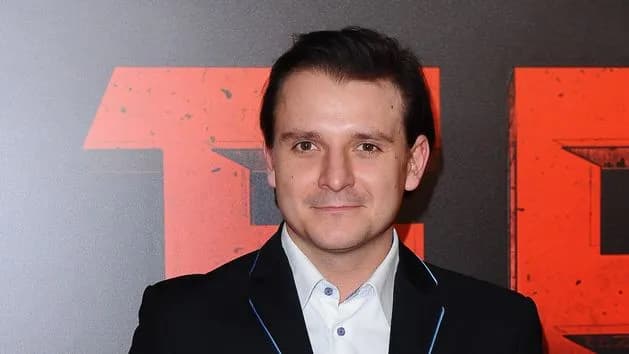 Szymon Warszawski - historia życia i kariery utalentowanego aktora