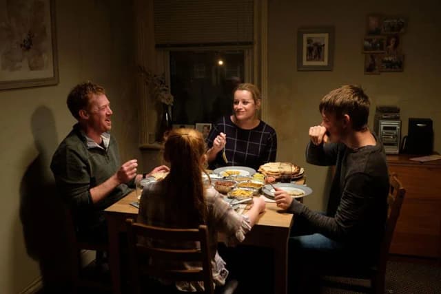 Nie ma nas w domu - recenzja poruszającego filmu o życiu rodziny