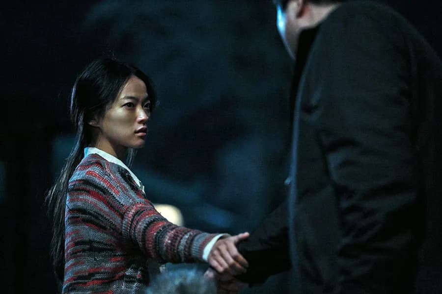 Lament na Filmweb: Mroczny thriller koreański budzi kontrowersje