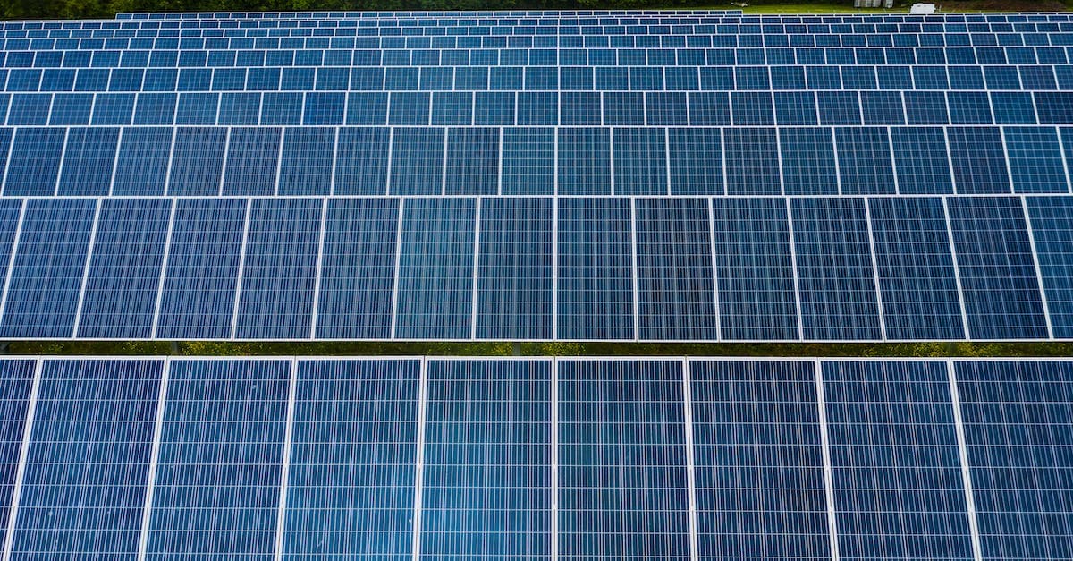 Trackery PV - skuteczne podążanie słońca zwiększa wydajność instalacji fotowoltaicznej