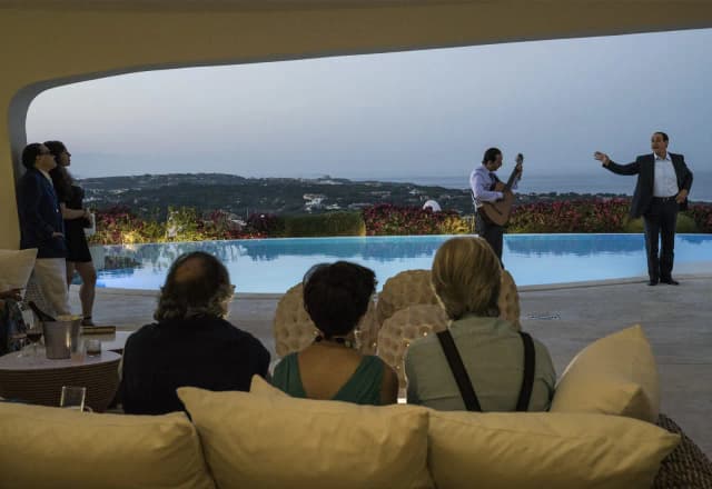 Film o Berlusconim: Kontrowersyjna opowieść o władzy i skandalach