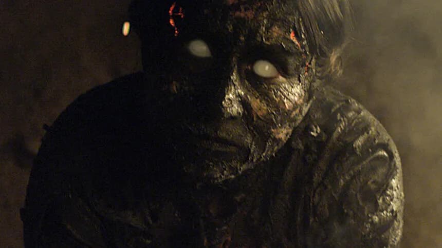 Najlepsze horrory o zjawiskach paranormalnych: Top 10 filmów