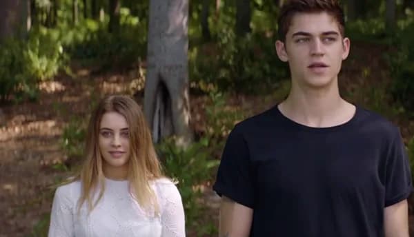 Najlepsze filmy o nastolatkach i miłości, które skradną twoje serce